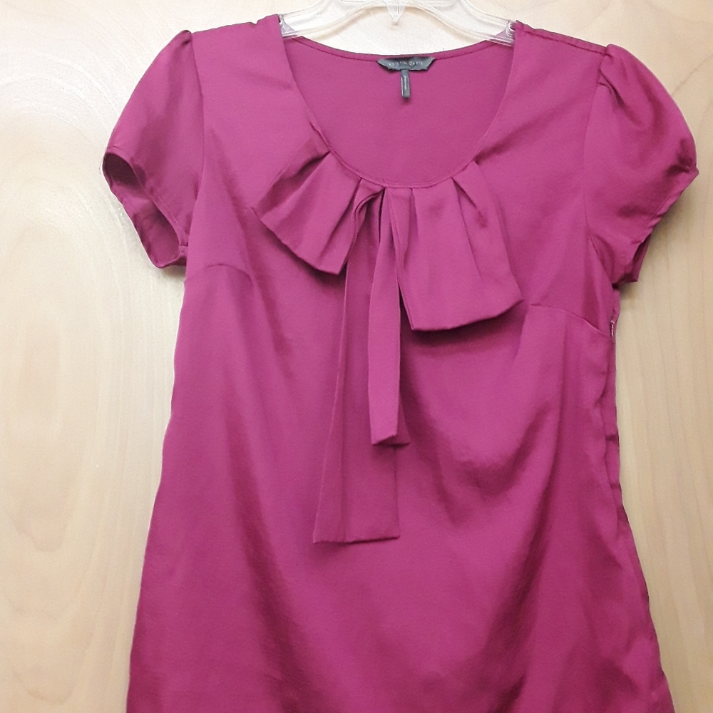 Kristen Davis magenta pink silky blouse S